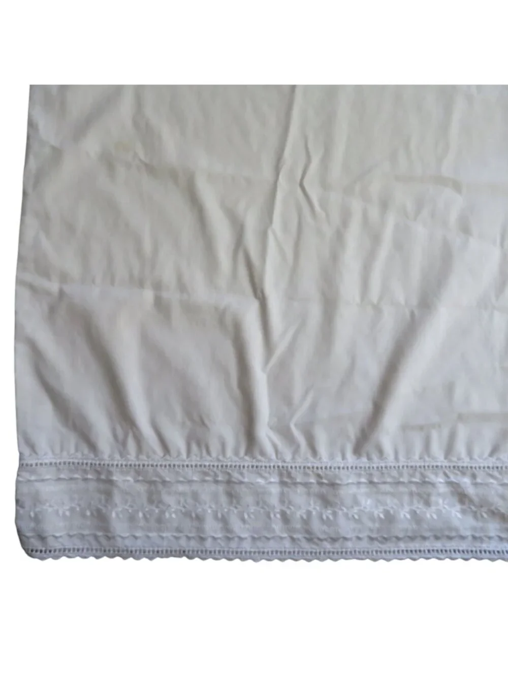 Vintage JCPenney 1 King Size Pillowcase Beige Embroidered Floral Lace Trim